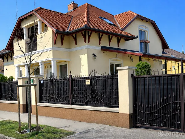 Eladó ház Budapest IV. kerület, Újpest 244 nm