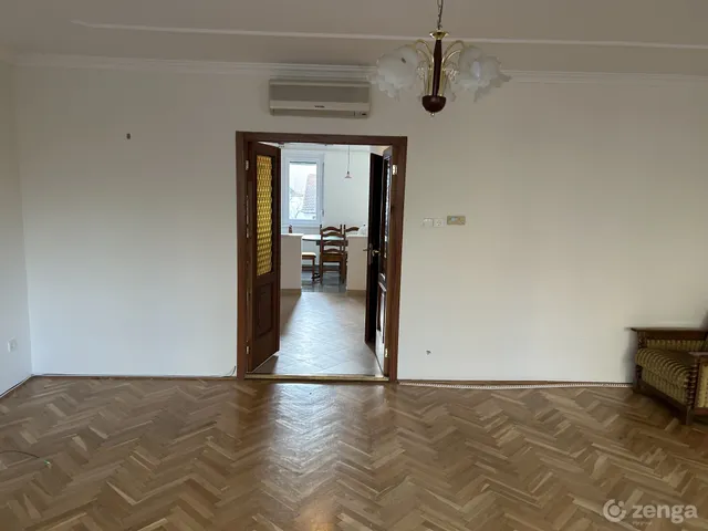 Eladó lakás Szeged, Fodorkert 119 nm