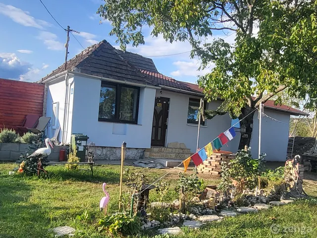 Eladó ház Tatabánya, Sárberek 70 nm