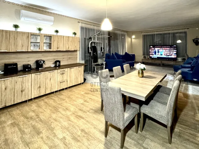 Eladó ház Kecskemét, Villanegyed 153 nm