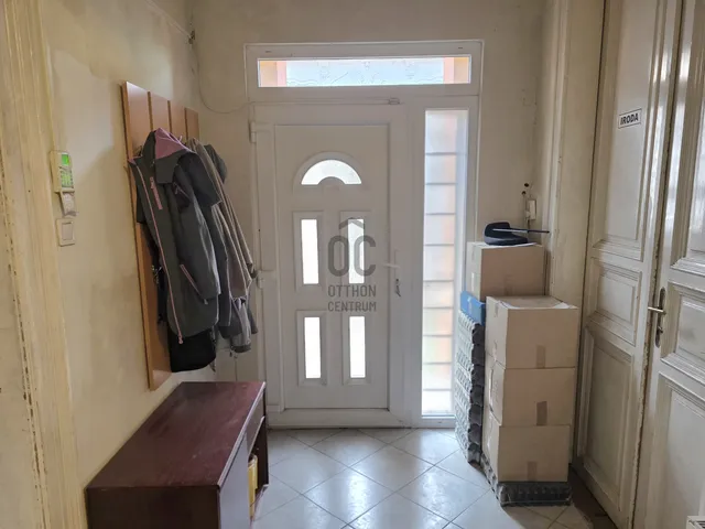 Eladó ház Budapest XV. kerület, Rákospalota 237 nm