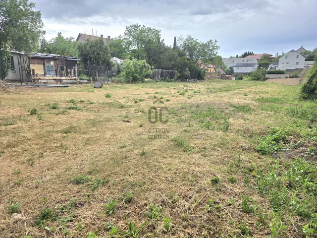 Eladó telek Érd, Parkváros 1380 nm