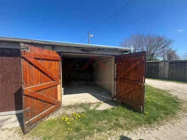 Eladó garázs Győr, Belváros 15 nm