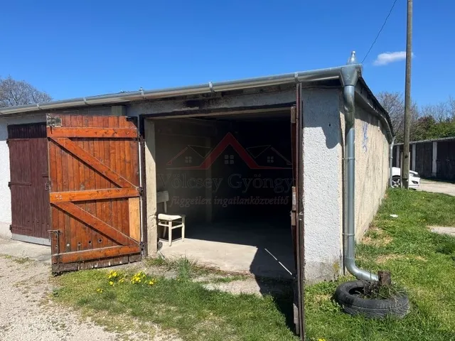 Eladó garázs Győr, Belváros 15 nm
