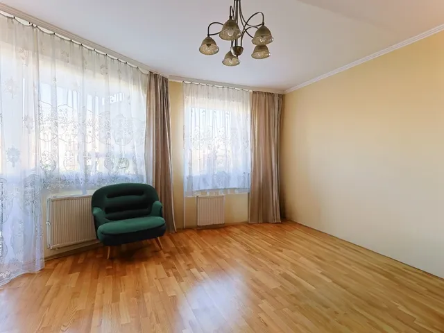 Eladó lakás Budapest XIV. kerület, Herminamező 82 nm