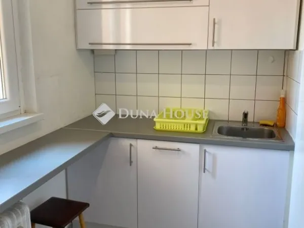Eladó lakás Budapest III. kerület 69 nm