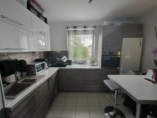 Eladó lakás Budapest II. kerület 64 nm