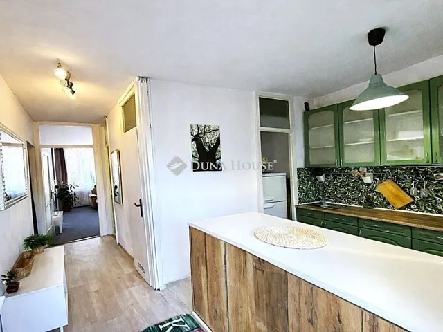 Eladó lakás Budapest III. kerület 53 nm