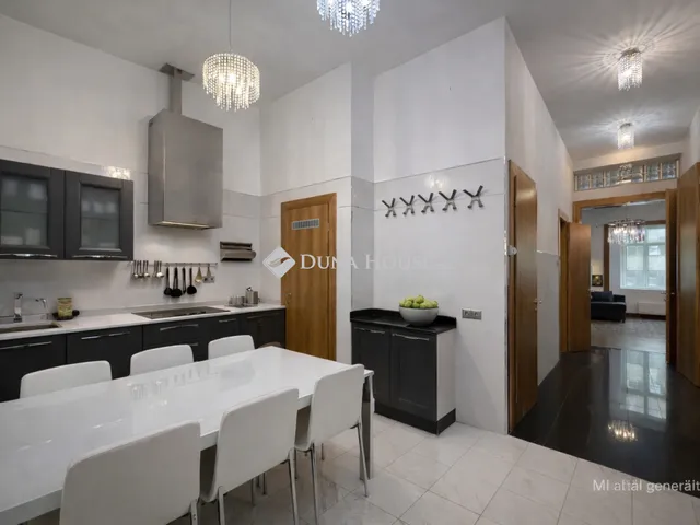 Eladó lakás Budapest II. kerület 100 nm