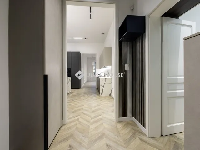 Eladó lakás Budapest V. kerület, Belváros 100 nm