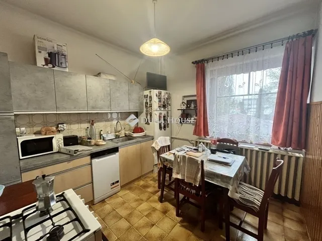 Eladó ház Budapest IV. kerület 140 nm