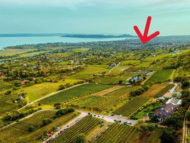 Eladó telek Balatonfüred 8800 nm