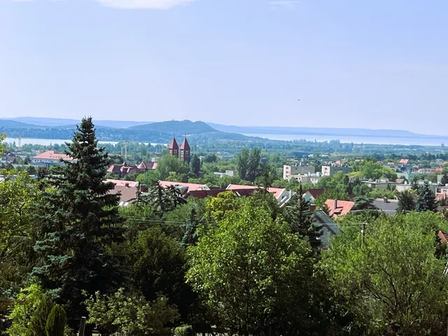 Eladó telek Balatonfüred 1083 nm