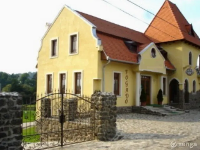 Eladó kereskedelmi és ipari ingatlan Ajka 278 nm