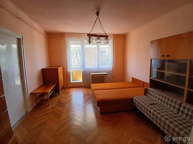 Eladó lakás Dombóvár, Platán tér 55 nm