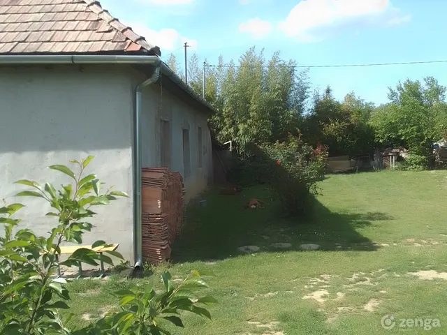 Eladó ház Tab 60 nm