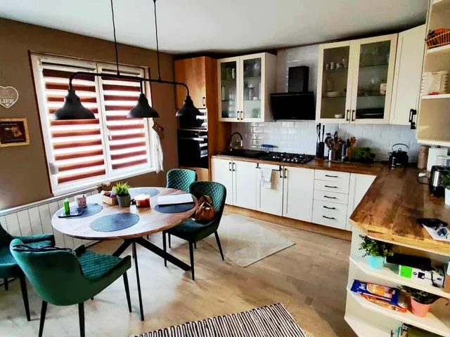 Eladó ház Eger, Károlyváros 140 nm