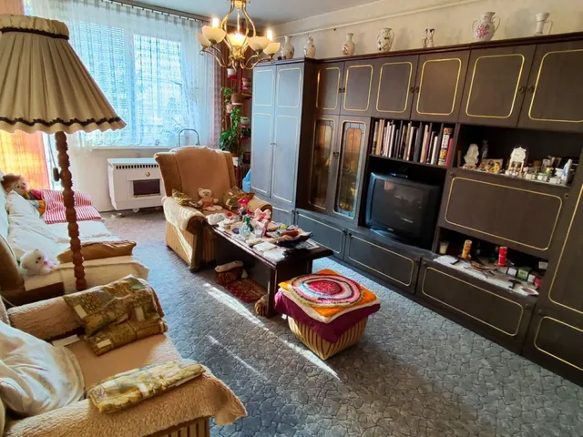 Eladó lakás Eger, Károlyváros 92 nm