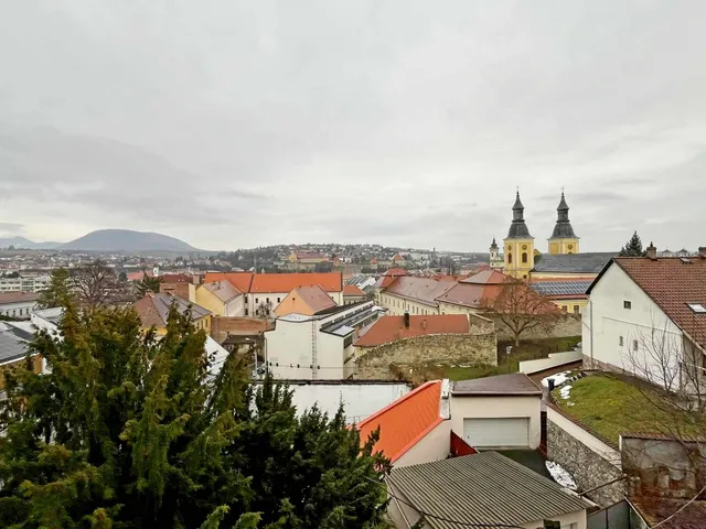 Eladó lakás Eger 61 nm