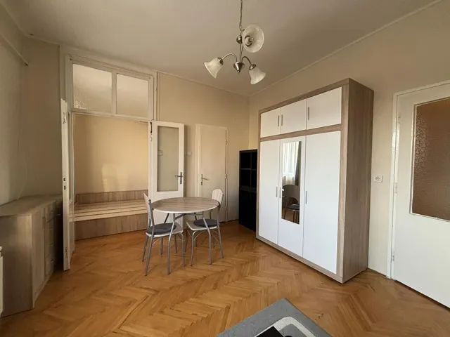 Kiadó lakás Eger, Belváros 48 nm