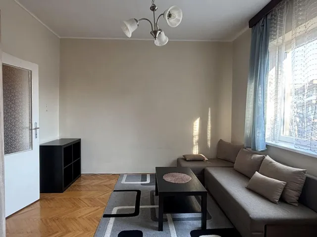 Kiadó lakás Eger, Belváros 48 nm