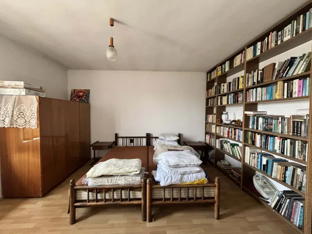 Eladó ház Eger, Lajosváros 198 nm