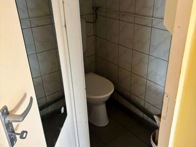 Eladó kereskedelmi és ipari ingatlan Eger, Lajosváros 18 nm