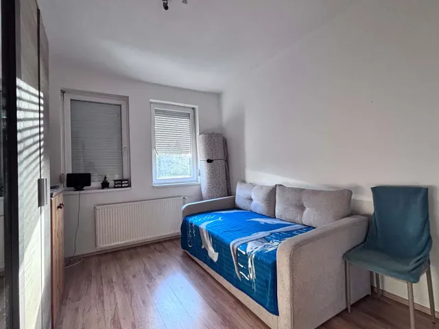 Eladó lakás Eger, Károlyváros 46 nm