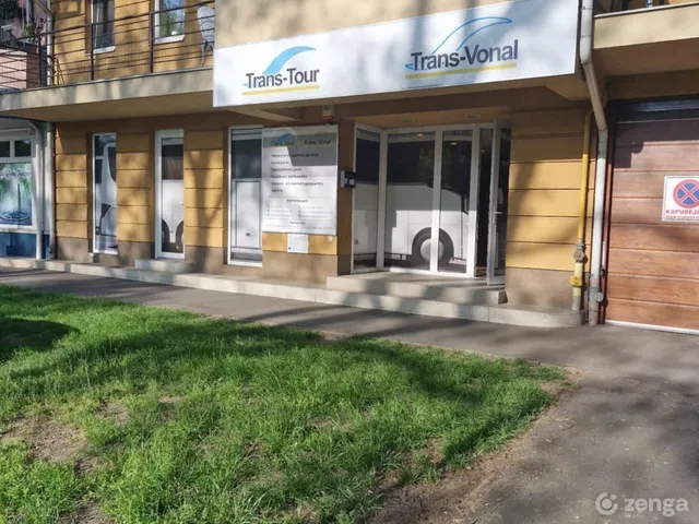 Kiadó kereskedelmi és ipari ingatlan Nyíregyháza 130 nm