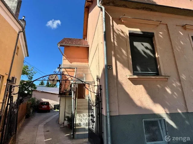 Eladó lakás Sopron, Alsólövérek 135 nm