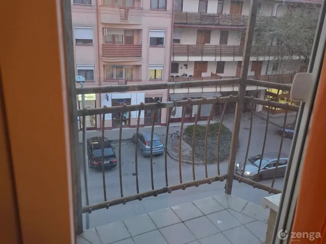 Eladó lakás Békéscsaba, Belváros, Gyóni Géza utca 41 nm