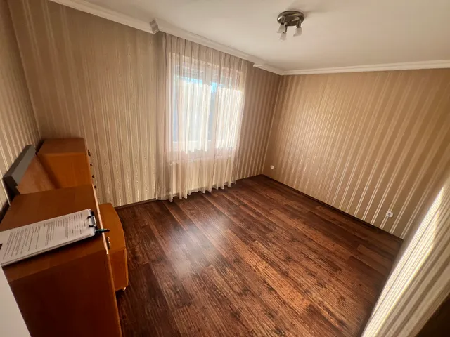 Kiadó ház Debrecen, Csapókert 120 nm