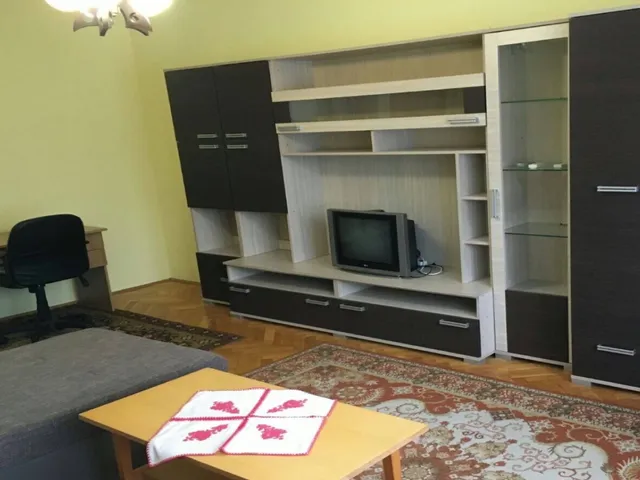 Kiadó lakás Debrecen, Nagyerdő 64 nm