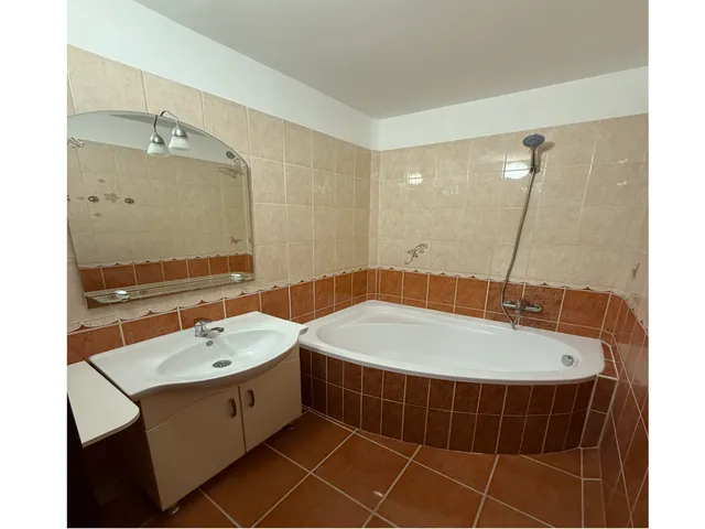Kiadó lakás Debrecen 68 nm