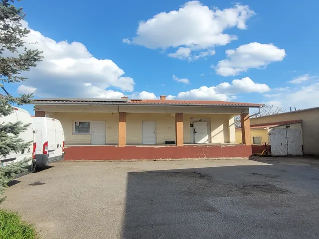 Eladó kereskedelmi és ipari ingatlan Debrecen 720 nm