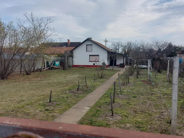 Eladó ház Debrecen 30 nm