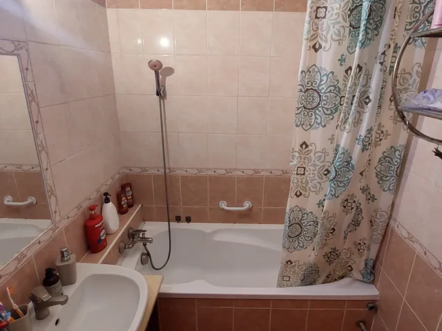 Eladó lakás Debrecen, Domokos Lajos utca 73 nm