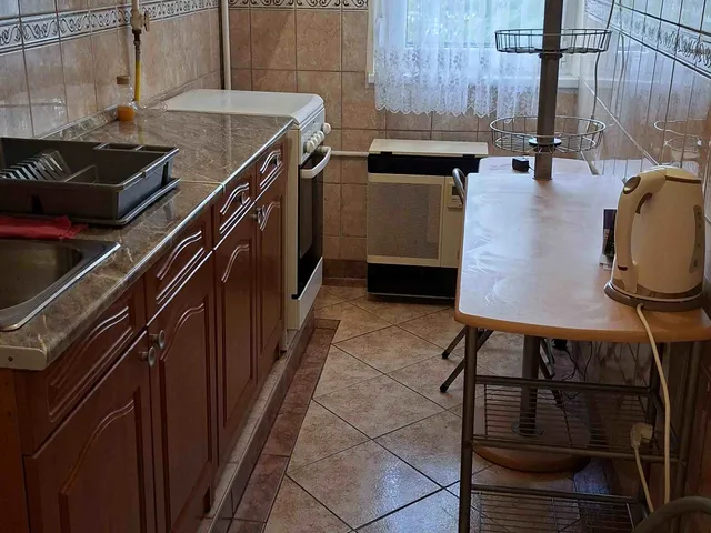 Kiadó lakás Debrecen, Egyetem sugárút 43 nm