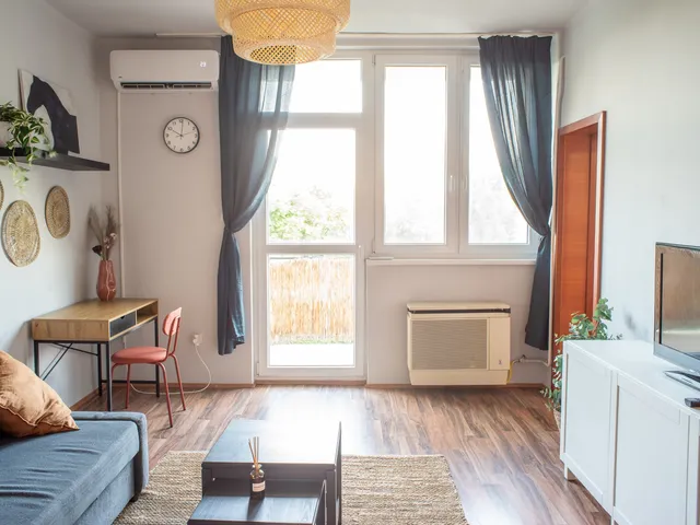 Kiadó lakás Debrecen, Faraktár 43 nm