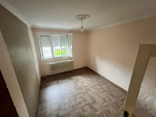 Kiadó ház Debrecen 100 nm