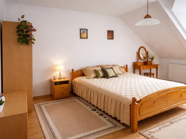 Kiadó ház Debrecen 114 nm