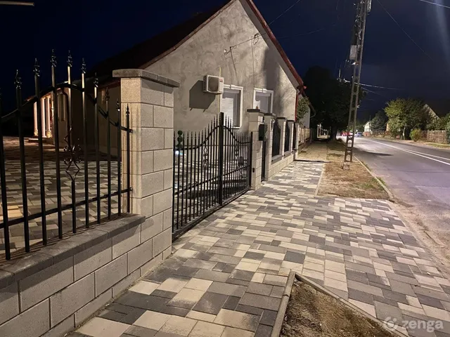 Eladó ház Dombóvár, 7200 110 nm