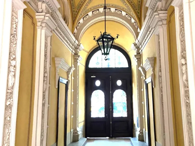 Eladó lakás Budapest VI. kerület 277 nm