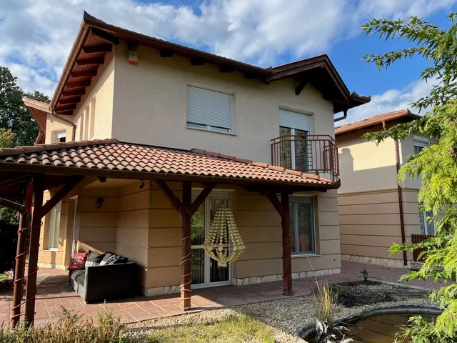 Eladó ház Érd, Fenyves-Parkváros 148 nm