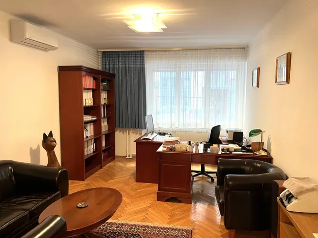 Kiadó kereskedelmi és ipari ingatlan Budapest XI. kerület 63 nm