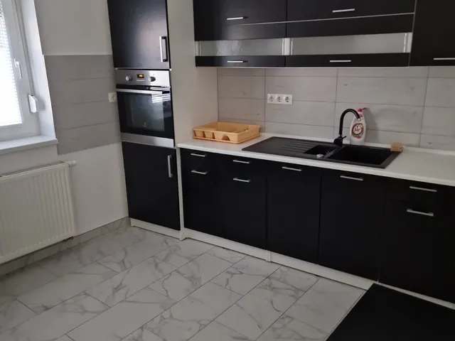 Kiadó lakás Szeged, Móraváros 72 nm