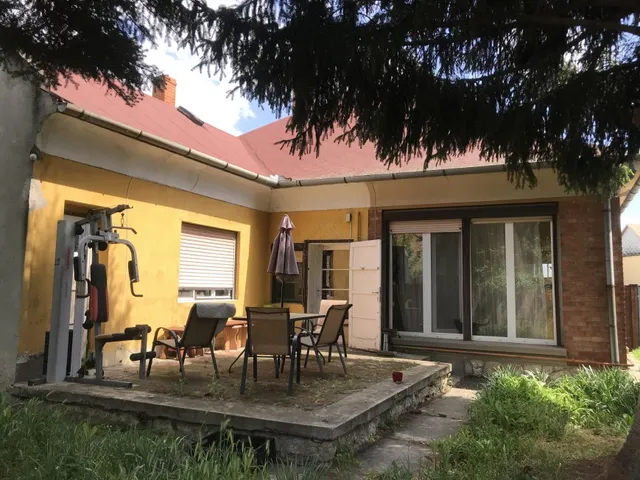 Eladó ház Szentes 100 nm