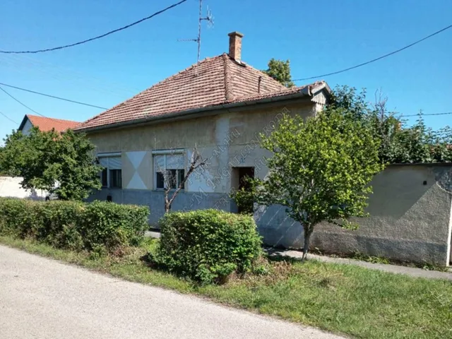 Eladó ház Hódmezővásárhely, Csúcs, Károlyi u. 120 nm