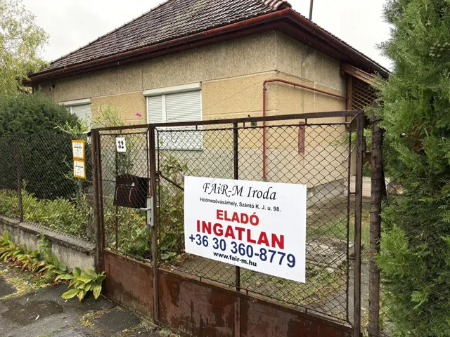Eladó ház Hódmezővásárhely, Kertváros 89 nm