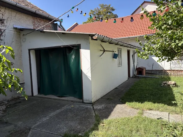Eladó ház Hódmezővásárhely 75 nm
